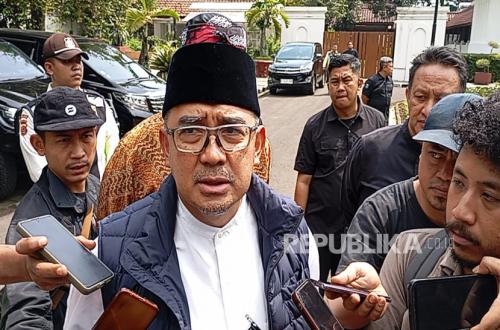 Wali Kota Bandung Marah Besar atas Penebangan 10 Pohon, Siap Bawa Kasus ke Jalur Hukum
