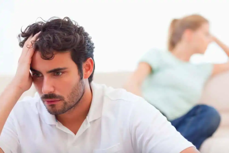 Tanda-Tanda Pria Kurang Dewasa secara Emosional yang Mengganggu Hubungan
