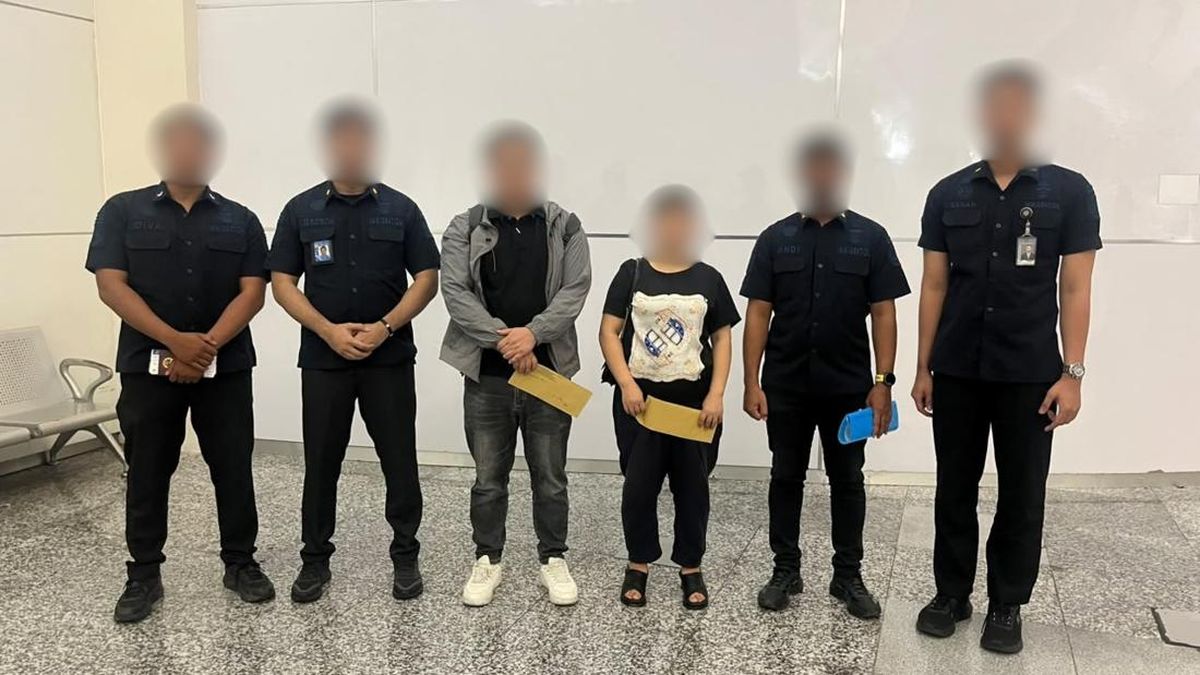 Dua Dokter Asal China Dideportasi Karena Praktik Ilegal di Bali