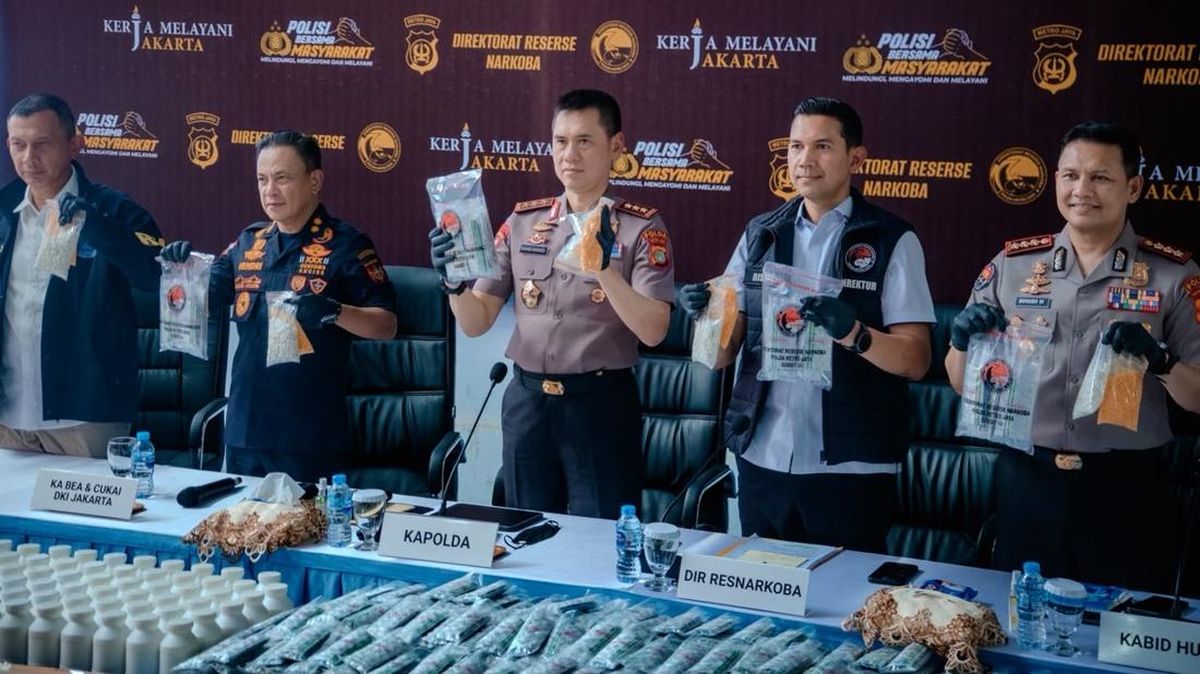 Penggerebekan Dua Pabrik Tramadol di Sukoharjo, 16 Tersangka Ditangkap