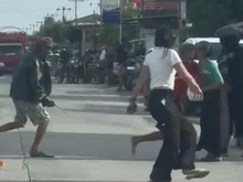 ---
Duel Berdarah Antara Dua Pria di Sulsel Akibat Perselisihan Lahan Pertanian
---