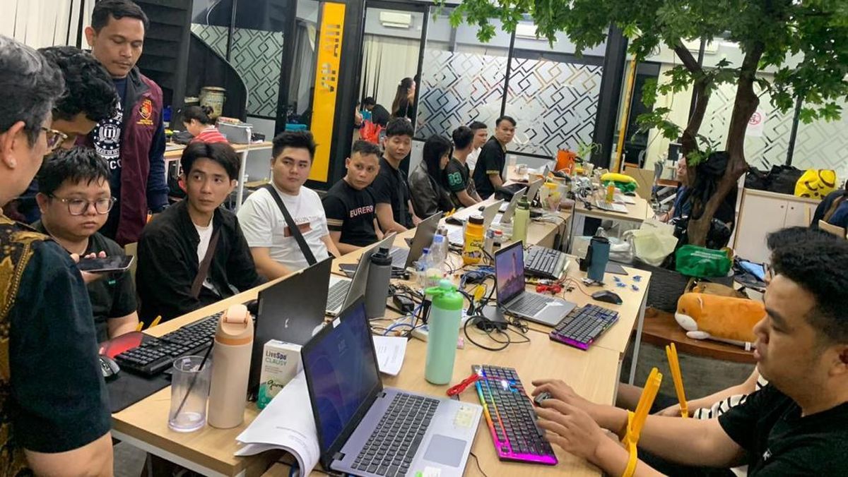Pemindahan 321 WNA Terkait Kasus Judi Online ke Kantor Imigrasi