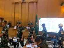 ---
Empat Tentara Dikenakan Dakwaan atas Penyerangan Andrie Yunus dengan Air Keras

---