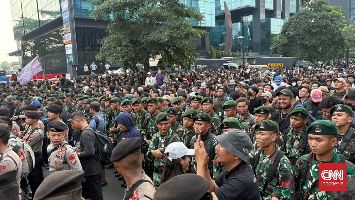 Ribuan Aparat Siaga Amankan Aksi Demonstrasi Mahasiswa di Jakarta