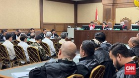 Delapan Terdakwa Kasus Pemerasan Izin TKA Kemenaker Siap Terima Vonis Hari Ini