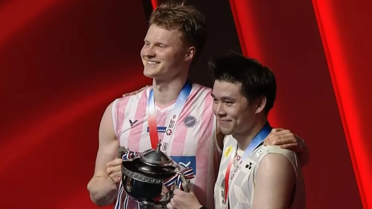 Anders Antonsen Raih Gelar Juara Tunggal Putra di Thailand Open 2026