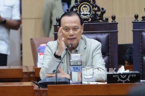DPR Minta Penegakan Hukum Terkait Dugaan Eksploitasi Anak dalam Promosi Vape
