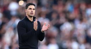 ---
Arsenal Mendapat Keuntungan, Atletico Madrid Kehilangan Pemain Utama

---