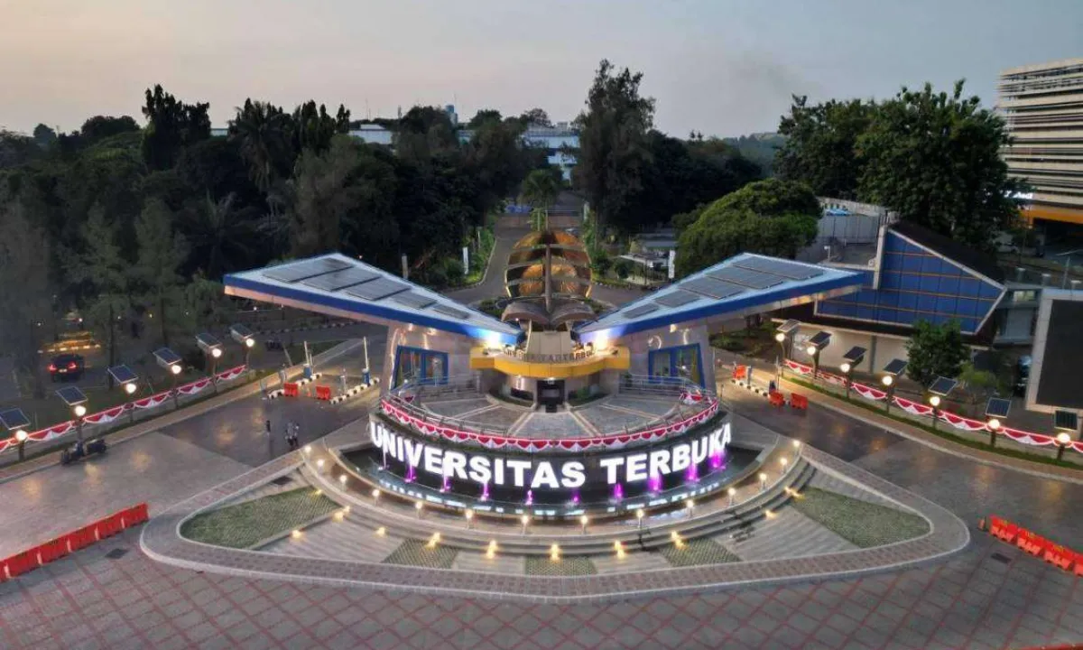 Kebijakan Nilai D di Universitas Terbuka: Lulus atau Harus Mengulang?