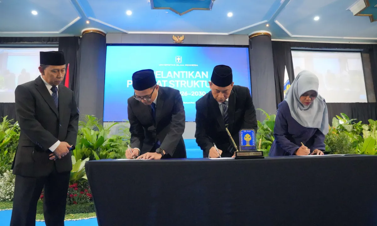 Transformasi Pendidikan Tinggi: UII Resmi Lantik Pejabat Baru untuk Tingkatkan Inovasi dan Ketepatan Studi