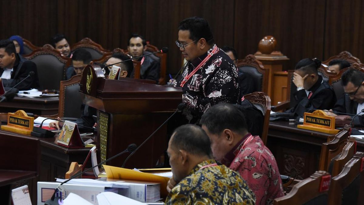 Bawaslu Tegaskan Tidak Ada Pelanggaran Pendidikan Gibran dalam Pemilu 2024