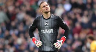 Bayern Munich Melirik Bart Verbruggen sebagai Calon Penerus Manuel Neuer