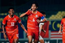 Putu Ekayana: Bek Tangguh Asal Bali yang Mencuri Perhatian Dunia Sepak Bola