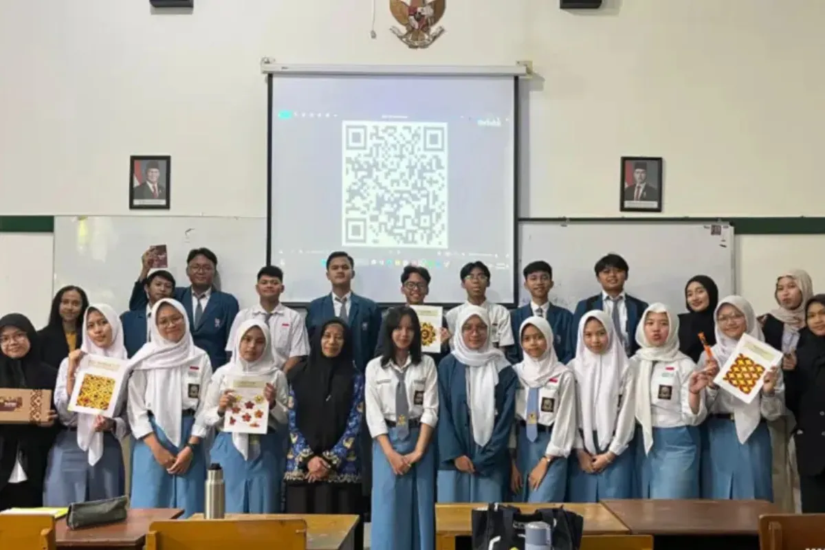 Inovasi BATIKIN: Menggabungkan Pembelajaran Kimia dengan Seni Membatik