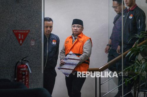 Proses Hukum Eks Menag Yaqut dan Tiga Tersangka Kasus Korupsi Haji Dimulai