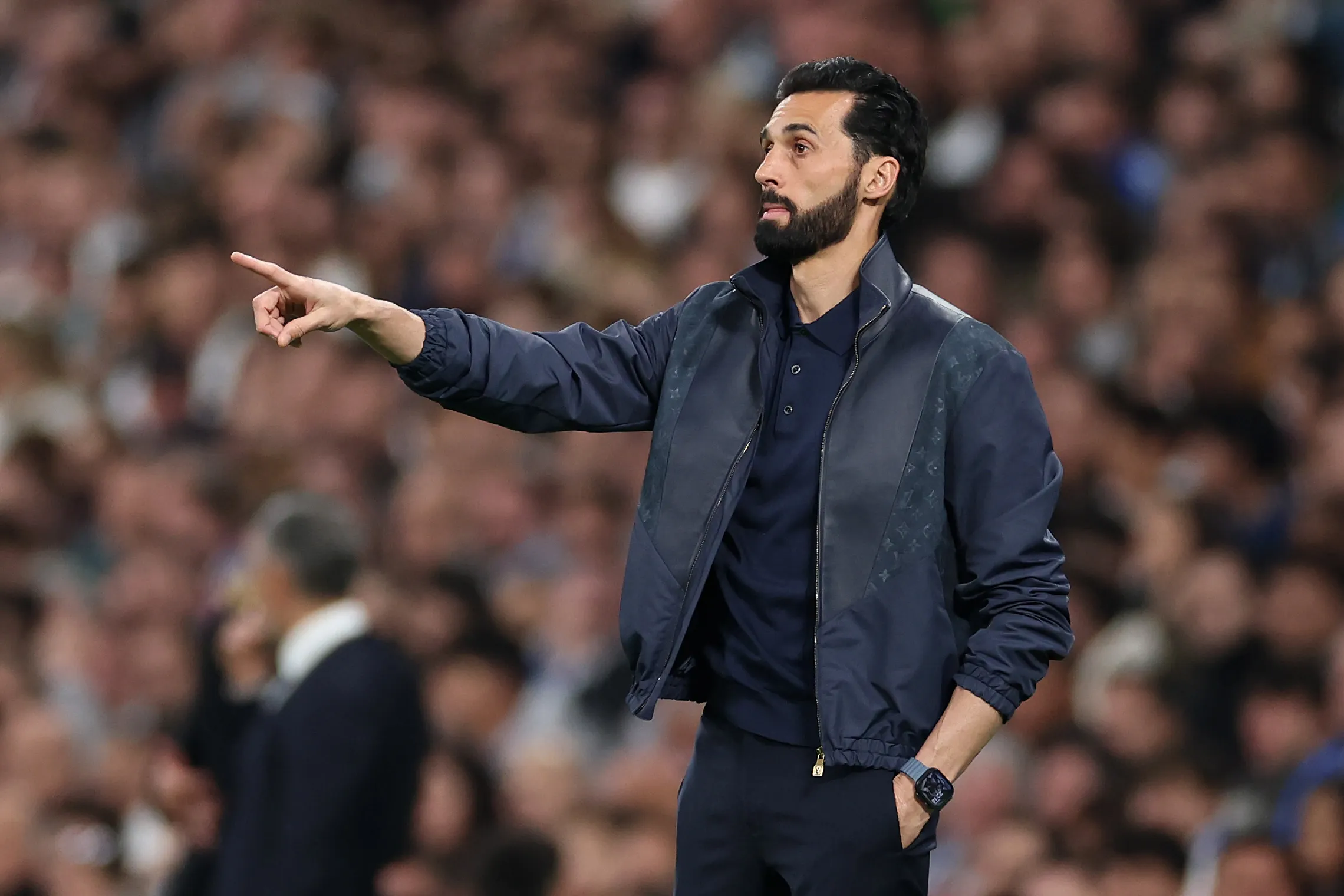 ---
Dani Ceballos Resmi Tinggalkan Real Madrid Setelah Konflik Internal

---