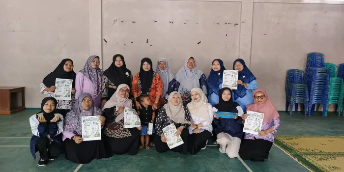 Inisiatif Mahasiswi KKN Undip untuk Cegah Stunting Melalui Pelatihan Olahan Daun Kelor