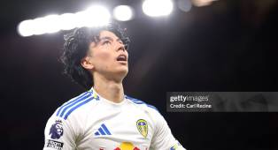 Daniel Farke Berupaya Pertahankan Ao Tanaka di Leeds United