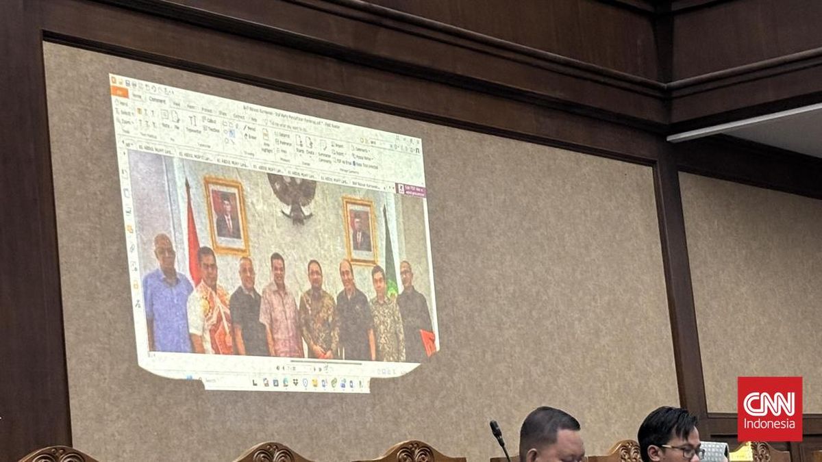 Jaksa KPK Tampilkan Bukti Foto Pertemuan Terkait Kasus Kuota Haji