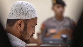 ---
Robig, Penembak Gamma, Dipindahkan ke Nusakambangan Diduga Terkait Narkoba
---