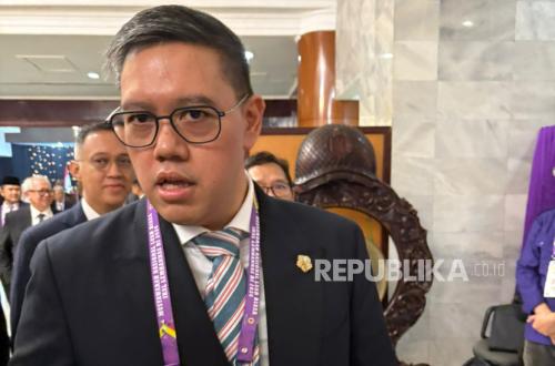 DPR Desak Pemerintah Tanggapi Sikap Singapura Terkait Kebakaran Hutan