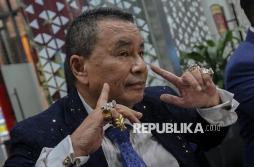 Hotman Paris Minta Maaf Setelah Pernyataan Kontroversial di Konferensi Pers