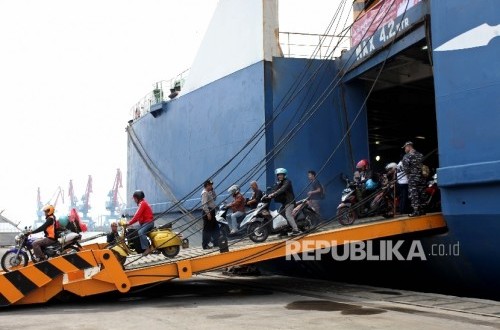 Tragedi Kebakaran KMP Mutiara Sentosa 2, Empat Penumpang Tewas