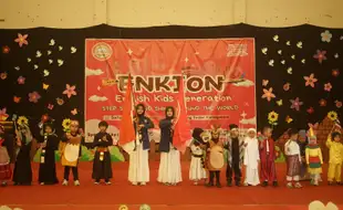 ENKION: Ajang Ekspresi Bahasa Inggris Siswa TKII Al Abidin Karanganyar