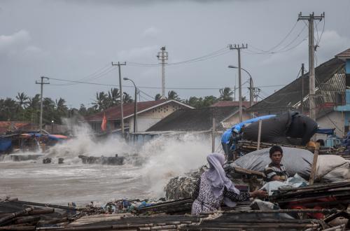 Aktivitas Erupsi Anak Krakatau Berlanjut, Ancaman Tsunami Diperkecil