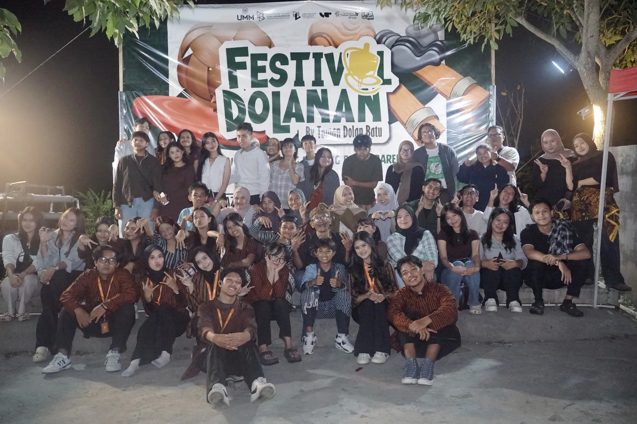 Festival Dolanan: Menghidupkan Permainan Tradisional dan Kebersamaan Keluarga di Taman Dolan Batu