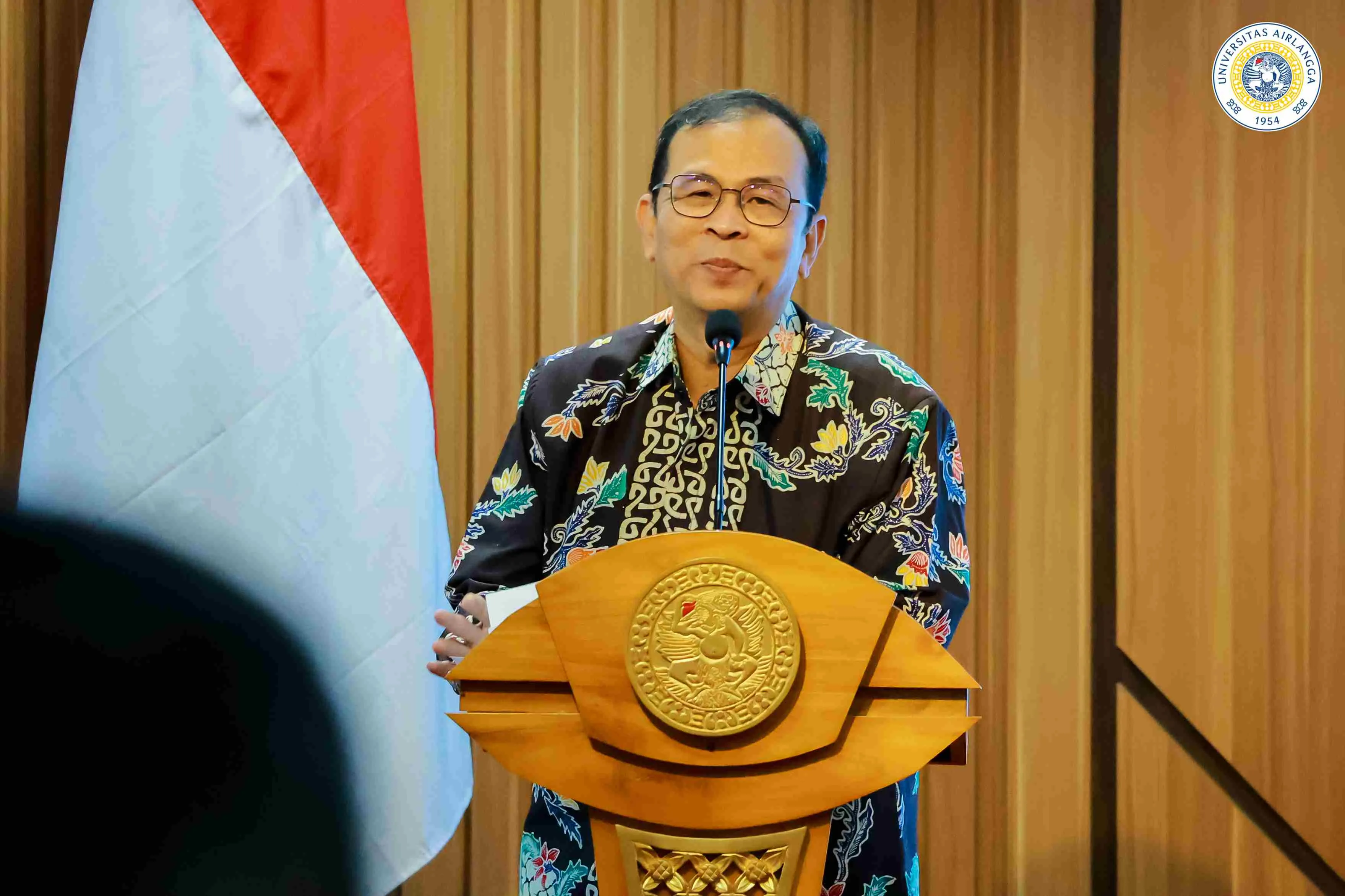 Konferensi Internasional di UNAIR: Mendorong Sinergi Antara Sejarah dan Ilmu Kesehatan