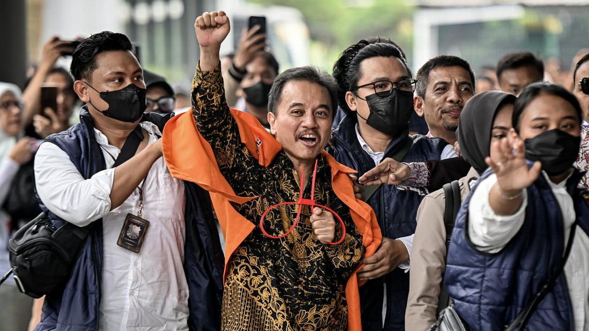 Roy Suryo dan Dokter Tifa Resmi Dilimpahkan ke Kejaksaan Negeri Jakarta Selatan