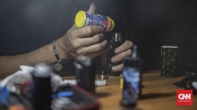 ---
Frendry Dona, Pemilik Lab Vape Narkoba, Kini Jadi Buronan Setelah Memanfaatkan Layanan Ojol Resmi

---
