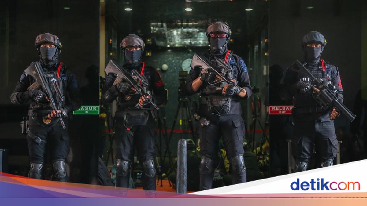 Markas Judi Online di Hayam Wuruk Digerebek, Pemilik Gedung Akan Diperiksa
