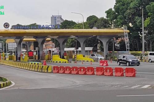 Mahasiswa ITB Nyaris Melompat dari Jembatan Tol Baros, Berhasil Diselamatkan