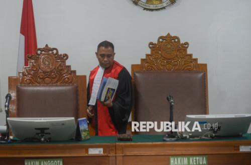 Penerimaan Uang Rp 40 Miliar oleh Mantan Jampidsus Diduga Terkait Kasus Korupsi