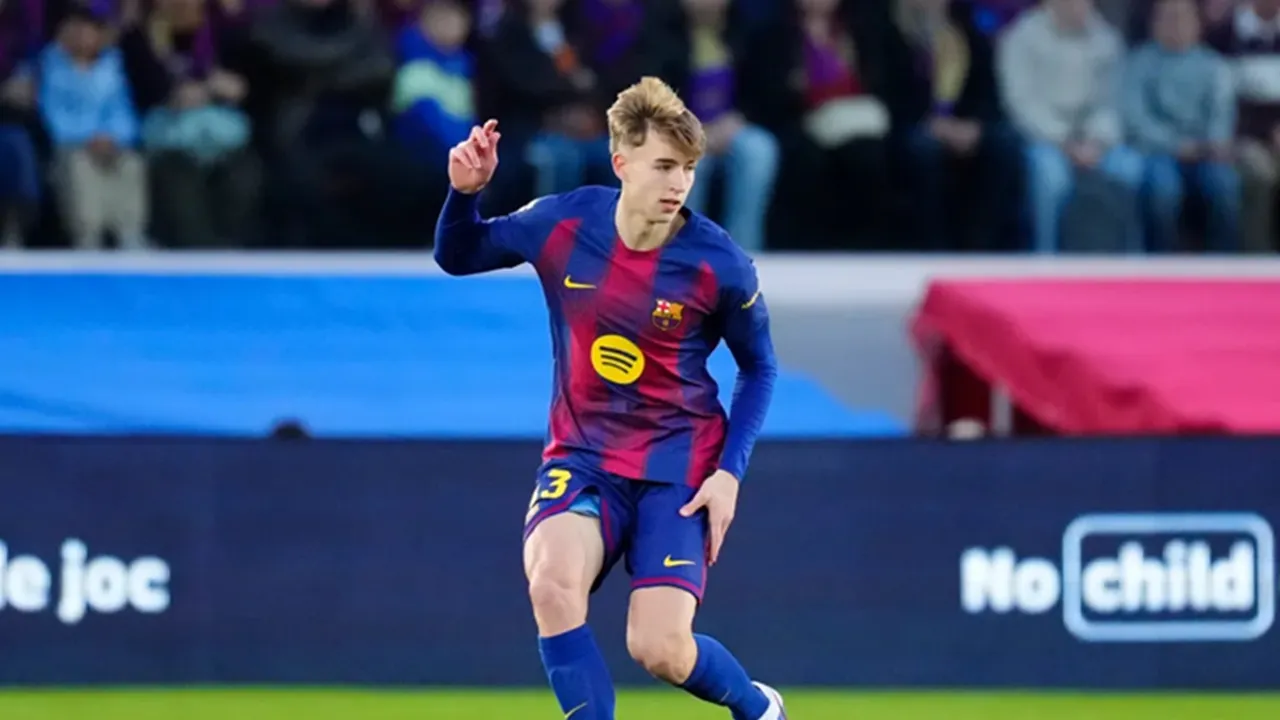 Hansi Flick Berencana Kembangkan Dua Bintang Muda La Masia di Barcelona