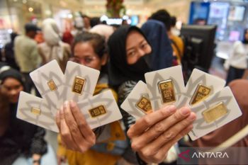 Harga emas Antam Kamis pagi naik Rp20.000 jadi Rp2,922 juta per gram