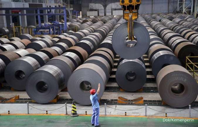 Kenaikan Harga Minyak Memengaruhi Sektor Industri Baja