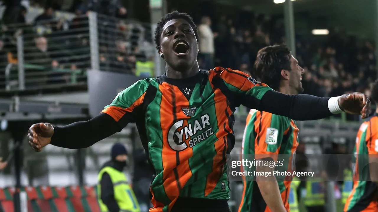 Brentford dan Bournemouth Tertarik pada Issa Doumbia