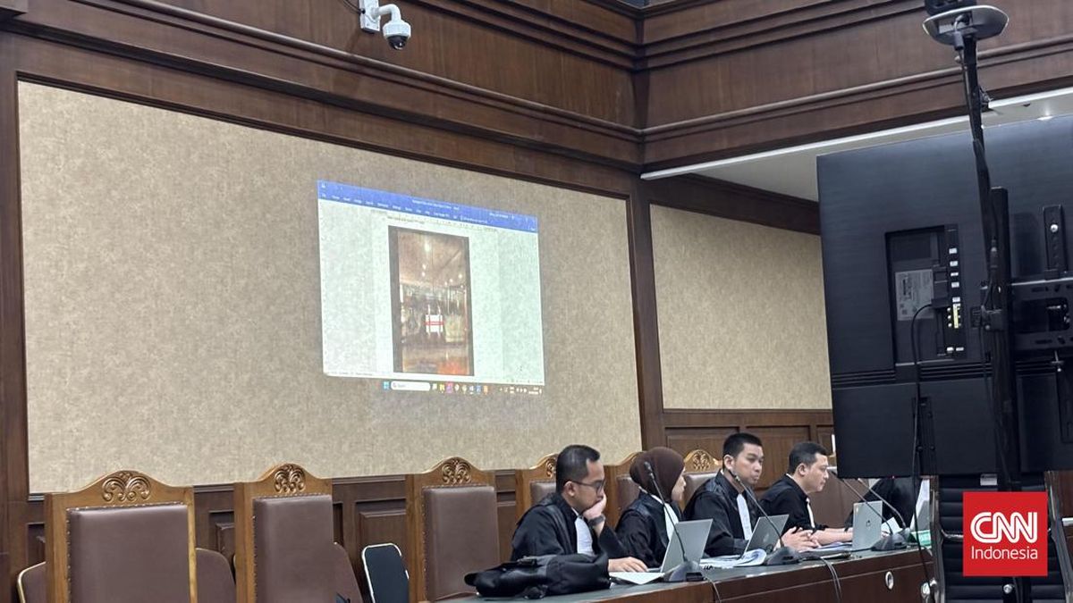 Jaksa KPK Tampilkan Foto Ruang Kerja Dirjen Bea Cukai yang Disegel