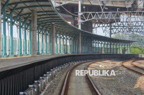 Stasiun KRL Jakarta International Stadium Resmi Beroperasi