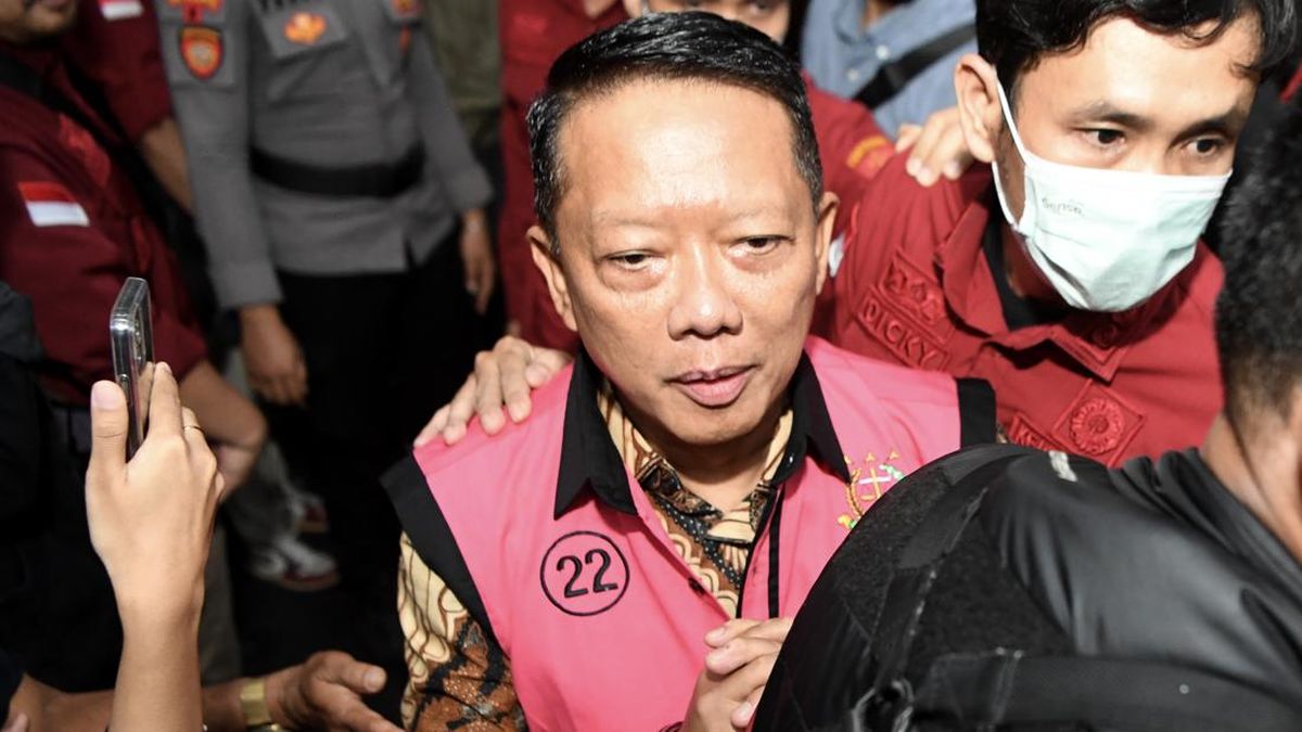 Febrie Adriansyah Didakwa Terima Suap dalam Kasus Korupsi Tol MBZ