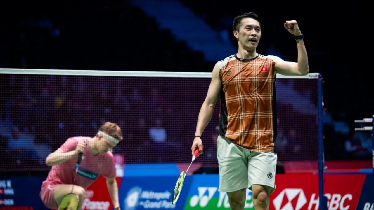 Angus Ng Ka Long Raih Kemenangan Mengejutkan atas Anders Antonsen di French Open 2026