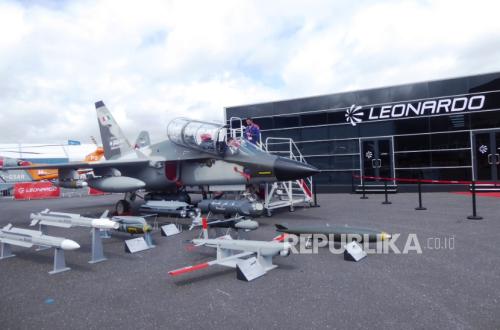 Indonesia Tandatangani Kontrak Pembelian Pesawat M-346F untuk Modernisasi Angkatan Udara