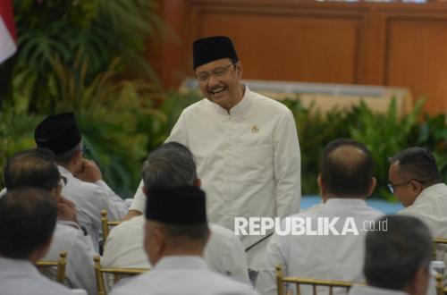 Menteri Sosial Dorong Akses Pendidikan bagi Anak-Anak Tak Bersekolah