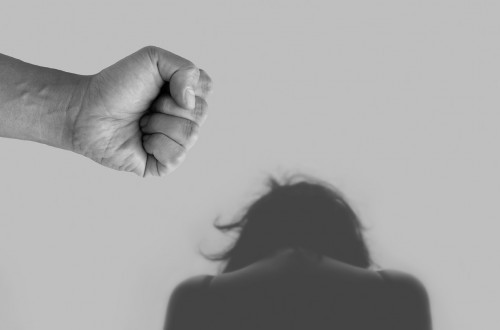 Desakan Legislator untuk Hukuman Berat bagi Pelaku Pembunuhan Ibu dan Anak di Madiun