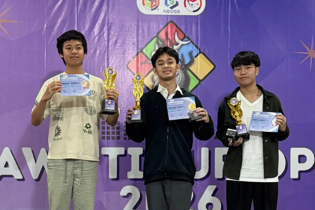 Mahasiswa UB Raih Juara Pertama dalam Lomba Speedcubing di Jawa Timur