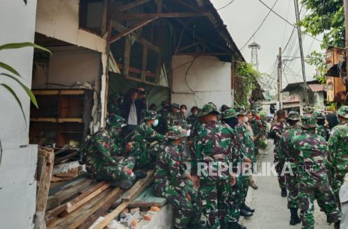 Mahasiswa Mengkritik Tindakan Eksekusi Lahan oleh TNI di Lenteng Agung