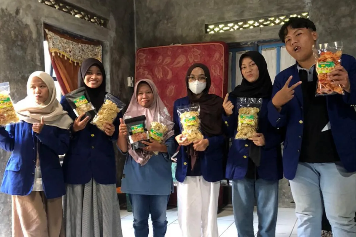 Mahasiswa UNY Inisiasi Digitalisasi UMKM Melalui Inovasi Promosi Kreatif